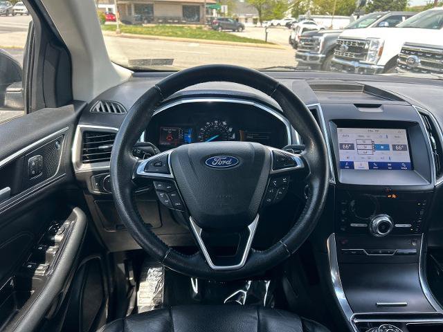 Certified 2020 Ford Edge Titanium AWD/4WD image 5