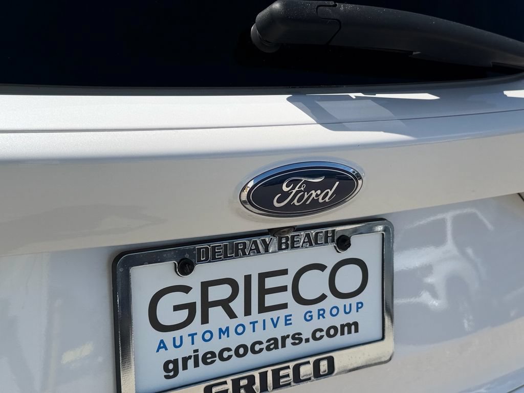 Certified 2019 Ford Escape SEL FWD image 15