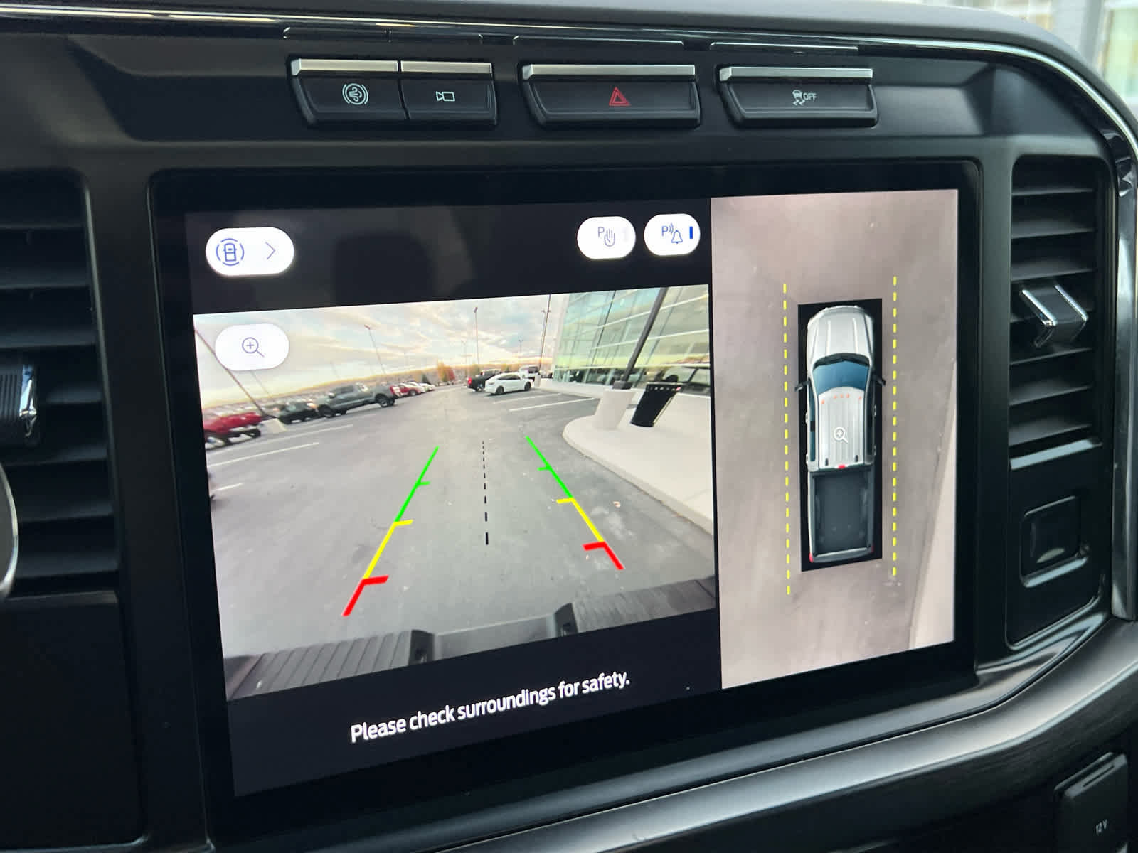 Certified 2024 Ford F350 Lariat image 39