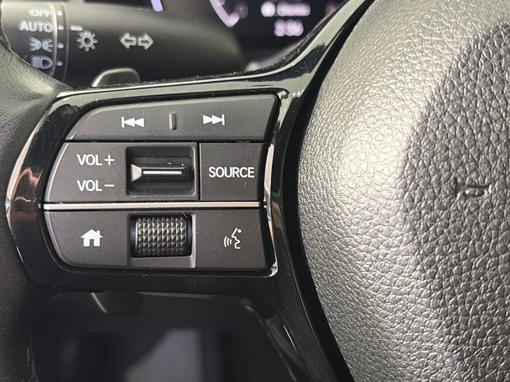 Used 2025 Honda Civic Sport image 17