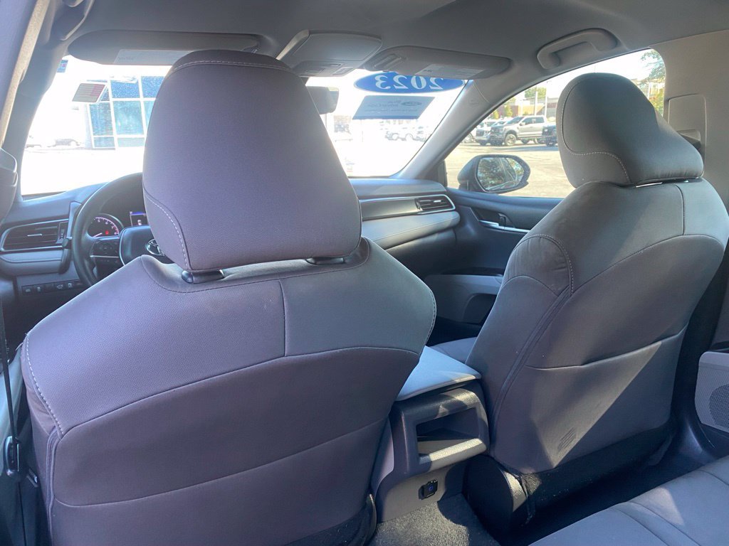 Used 2023 Toyota Camry LE FWD image 31