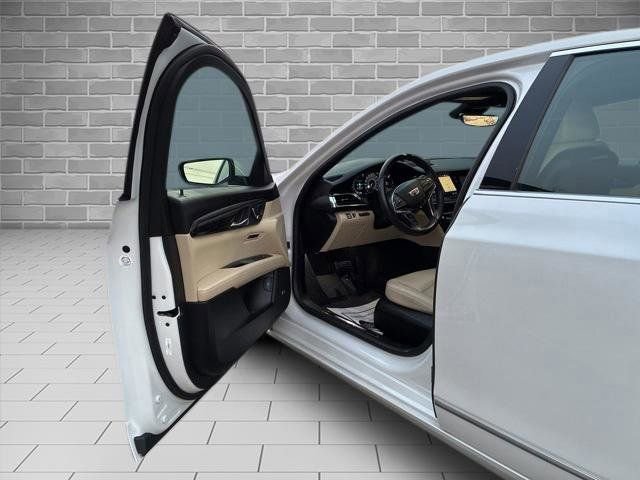 Used 2020 Cadillac CT6 Premium Luxury image 14