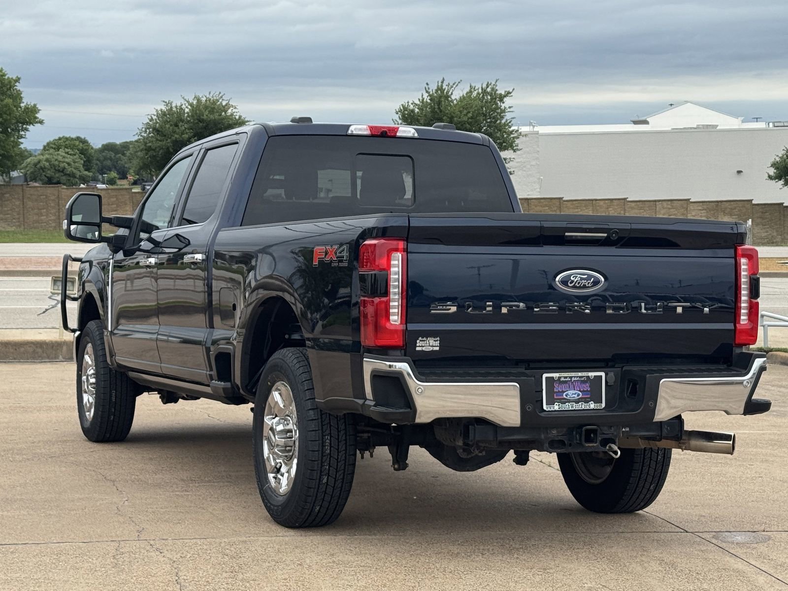 Certified 2024 Ford F250 Lariat w/ Lariat Ultimate Package AWD/4WD image 6