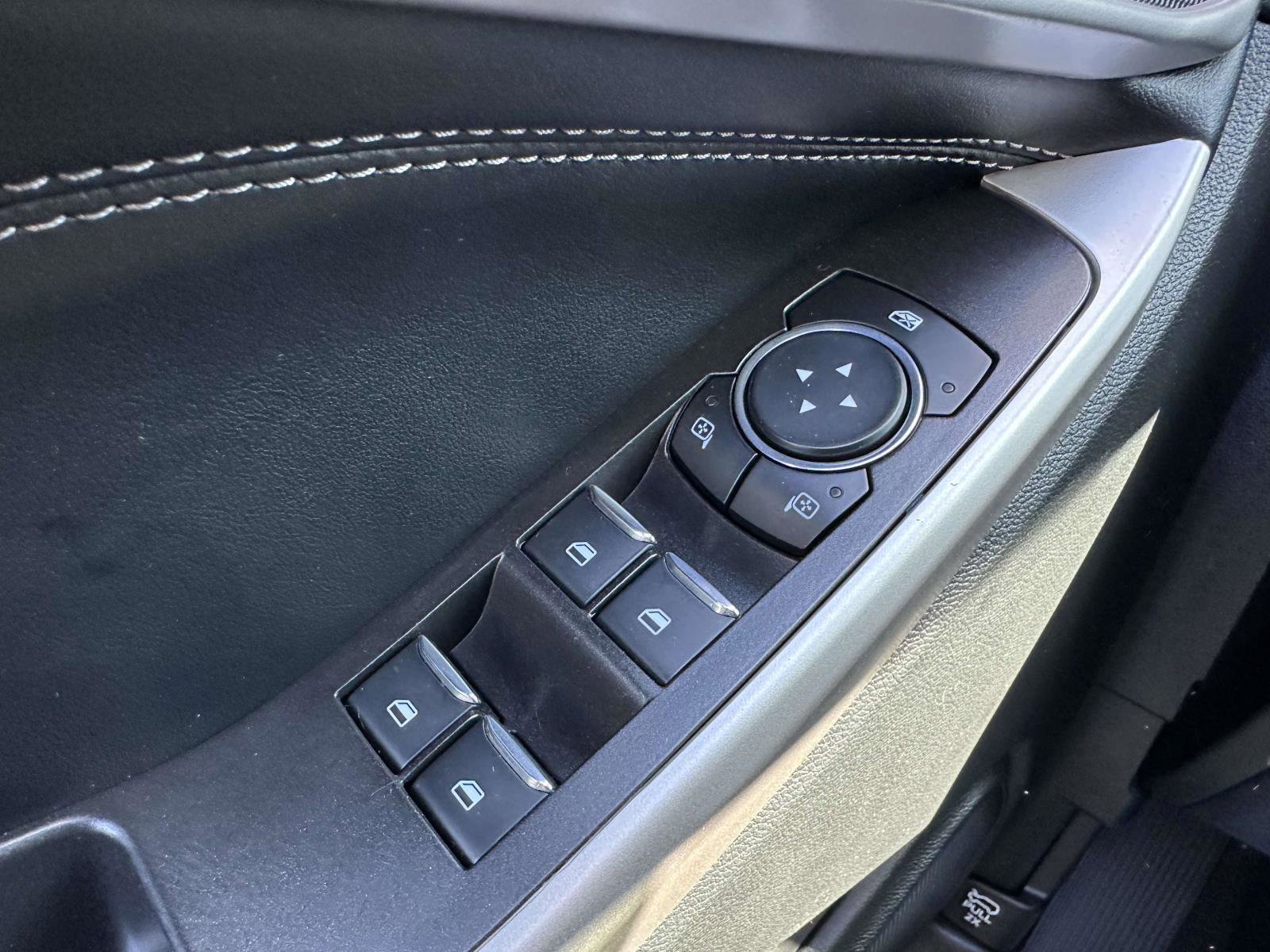 Certified 2023 Ford Explorer XLT w/ Equipment Group 202A AWD/4WD image 33