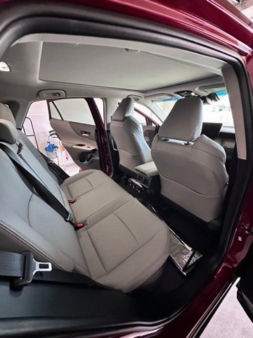 Used 2023 Toyota Venza Limited AWD/4WD image 6