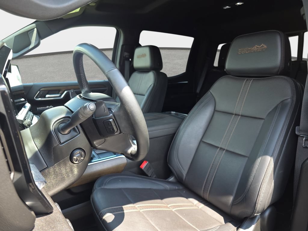 Used 2024 Chevrolet Silverado 1500 High Country w/ Z71 Off-Road Package AWD/4WD image 12
