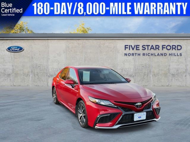 Used 2022 Toyota Camry XSE image 2