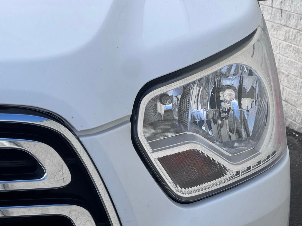 Certified 2019 Ford Transit 150 XLT image 11