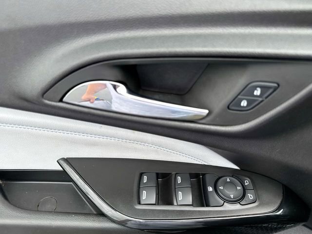 Used 2025 Chevrolet Trax LT w/ Driver Confidence Package image 16