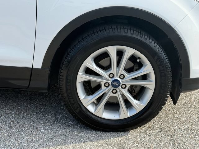 Certified 2019 Ford Escape SE FWD image 9