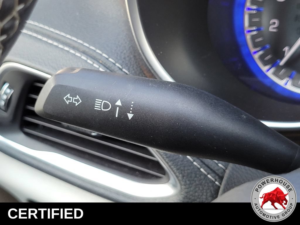 Used 2023 Chrysler Pacifica Limited FWD image 33
