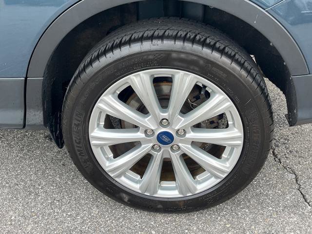 Certified 2019 Ford Escape SEL image 21