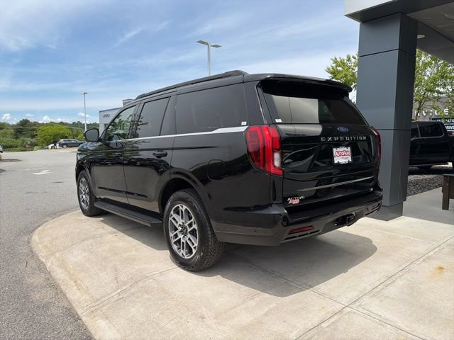 Certified 2025 Ford Expedition Active AWD/4WD image 7