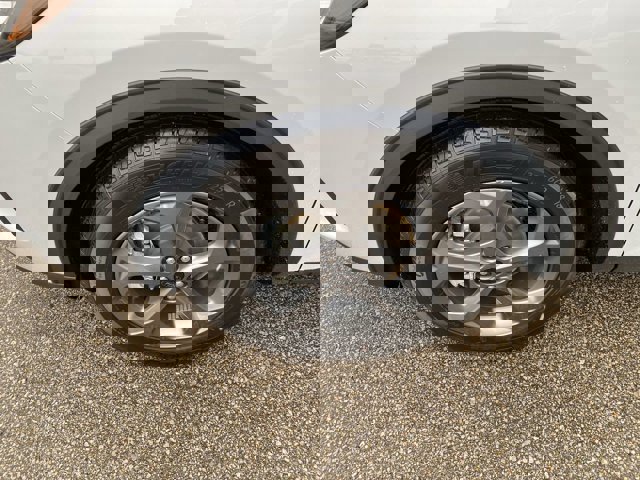 Certified 2025 Ford Escape ST-Line w/ Cold Weather Package image 10