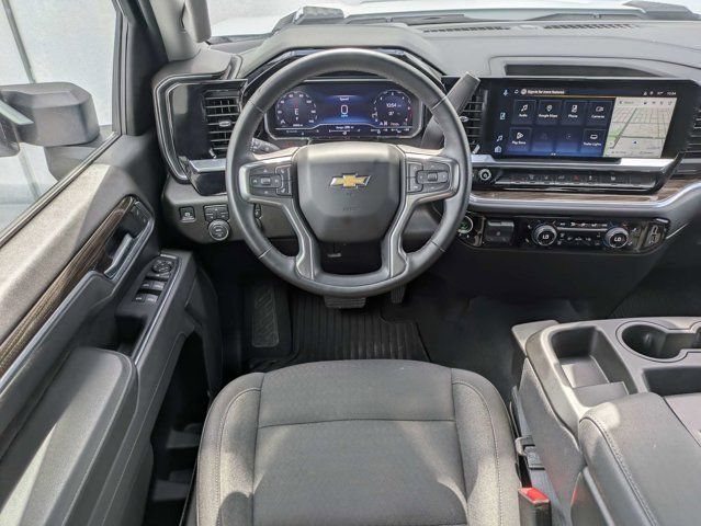 Used 2025 Chevrolet Silverado 2500 LT w/ Convenience Package AWD/4WD image 17