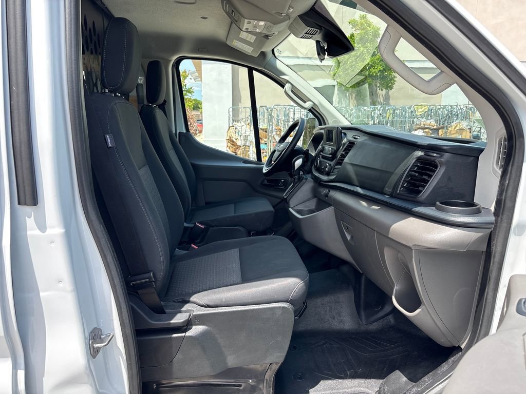 Certified 2025 Ford Transit 250 Low Roof w/ Exterior Upgrade Package RWD image 7