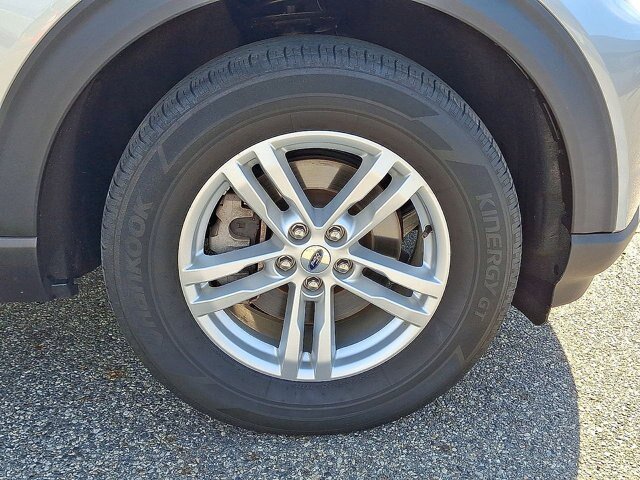 Certified 2023 Ford Explorer XLT w/ Equipment Group 202A AWD/4WD image 27