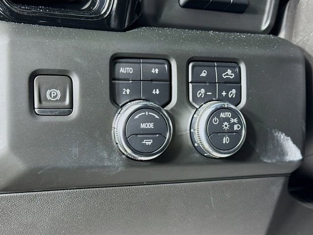 Used 2022 GMC Sierra 1500 AT4X image 10