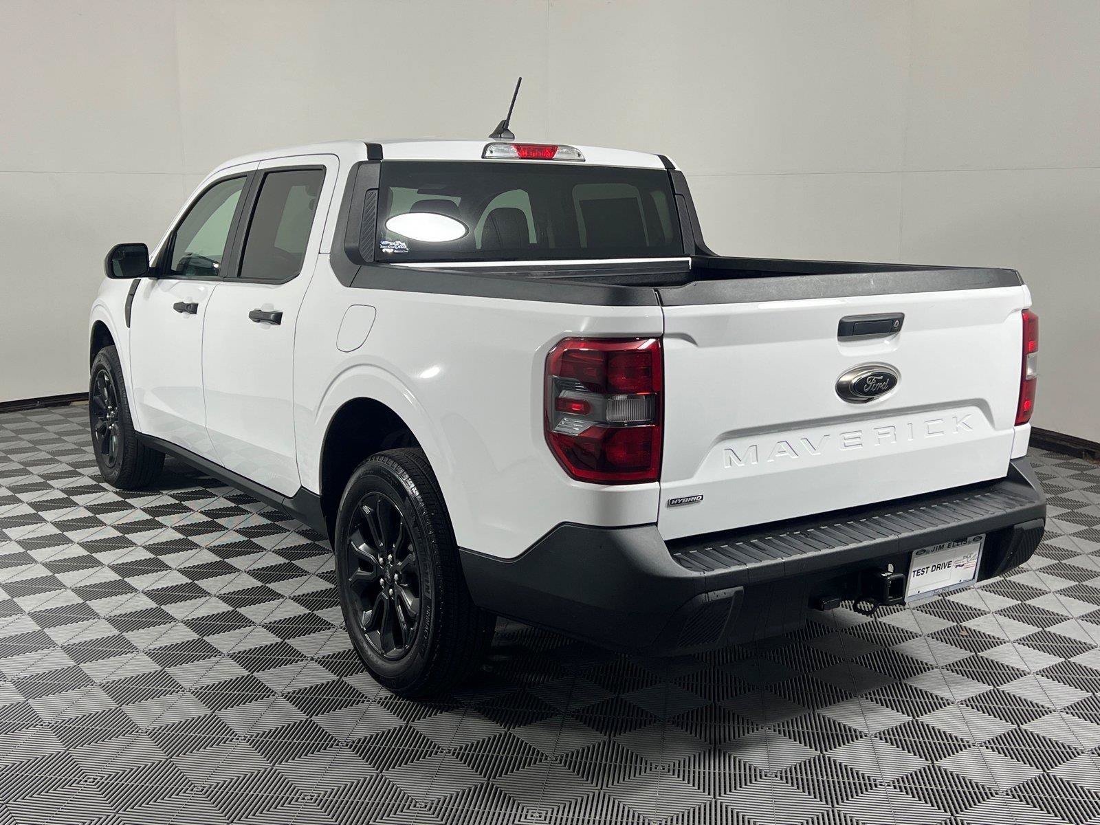 Certified 2024 Ford Maverick XLT w/ XLT Luxury Package FWD image 4