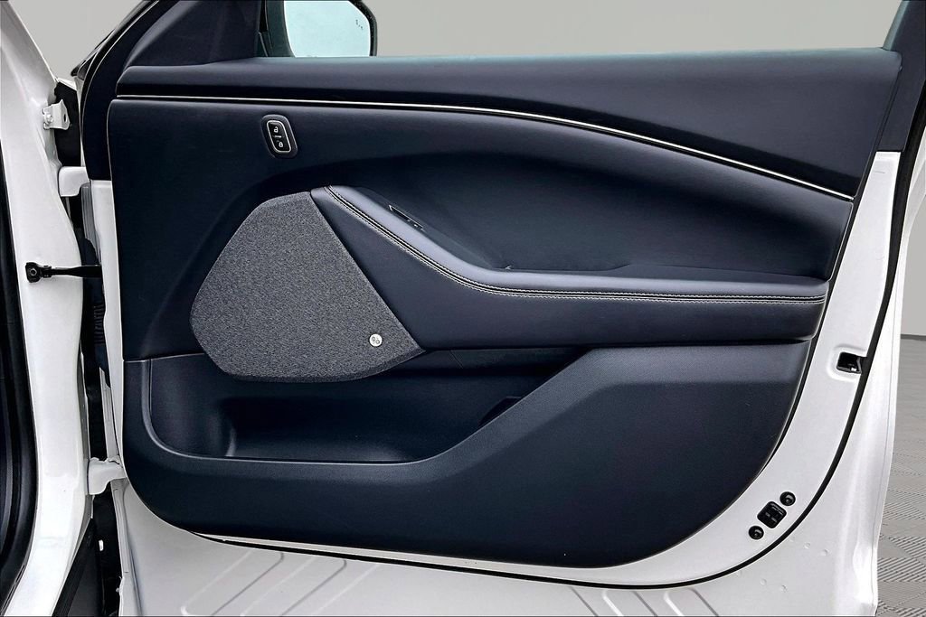 Certified 2023 Ford Mustang Mach-E Premium image 24