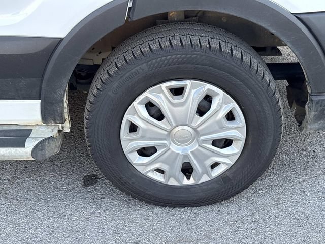 Certified 2025 Ford Transit 250 Low Roof w/ Exterior Upgrade Package RWD image 9