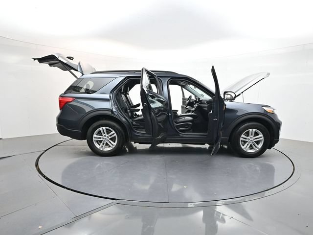 Certified 2023 Ford Explorer XLT w/ Equipment Group 202A AWD/4WD image 57