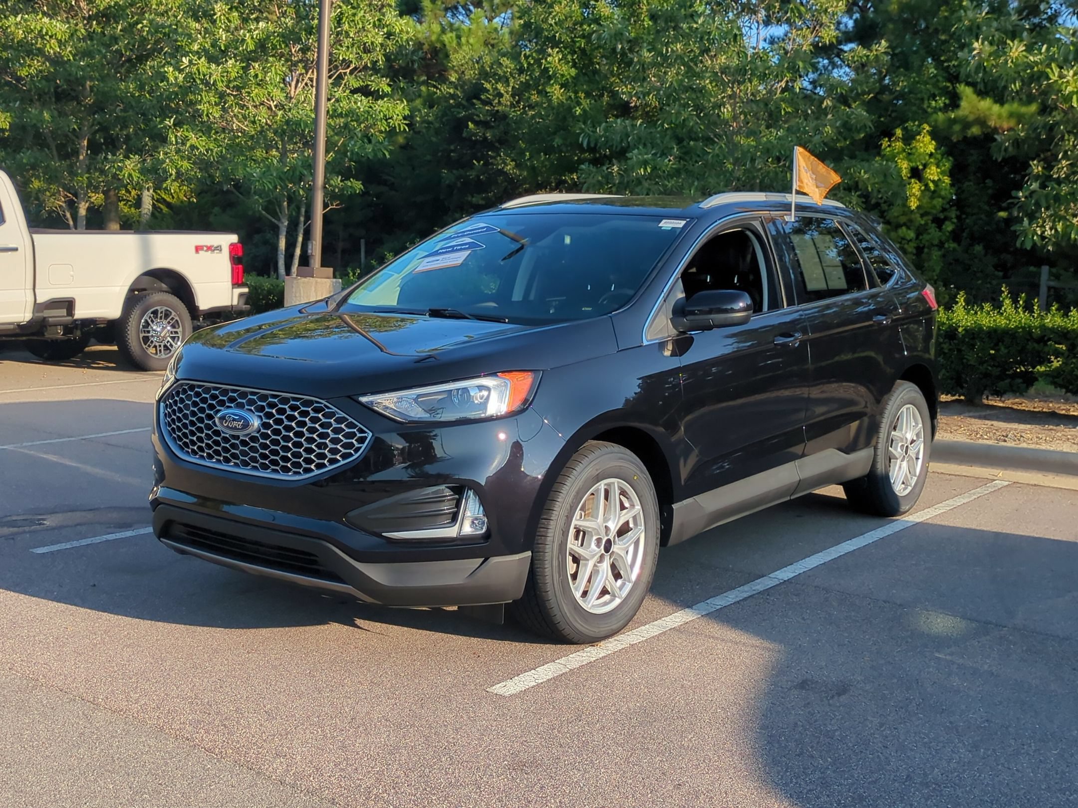 Certified 2023 Ford Edge SEL w/ Convenience Package AWD/4WD image 7