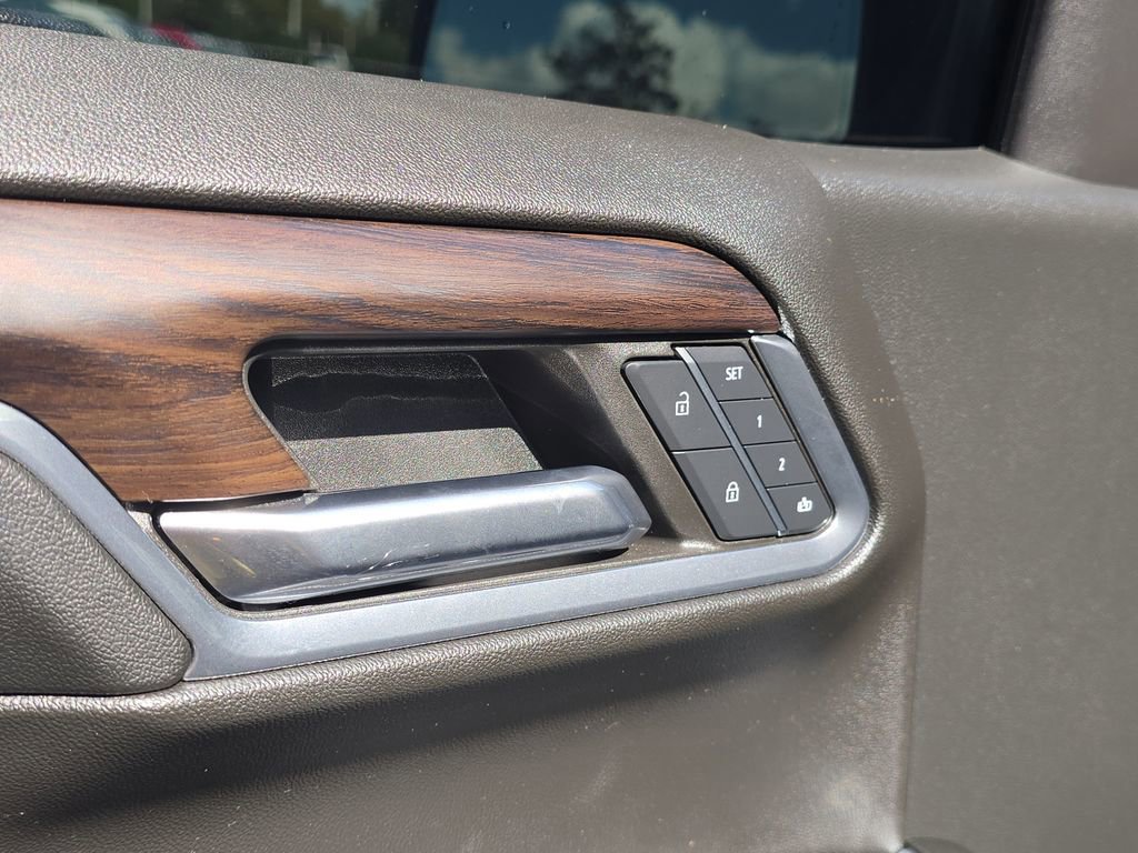 Used 2024 GMC Sierra 1500 SLT w/ SLT Premium Plus Package image 16