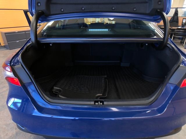 Used 2023 Toyota Camry LE image 21