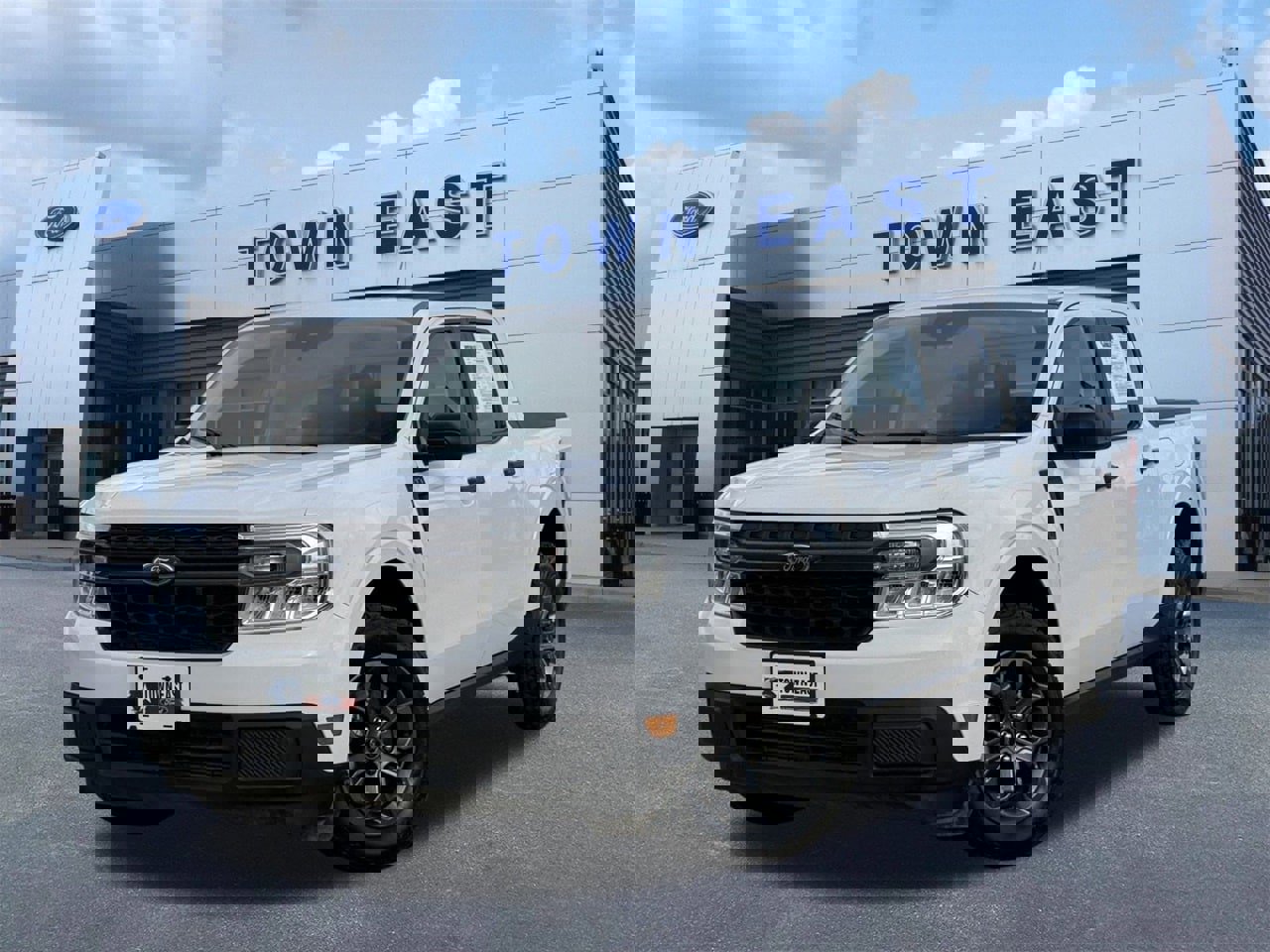 Certified 2024 Ford Maverick XLT w/ Equipment Group 300A Standard