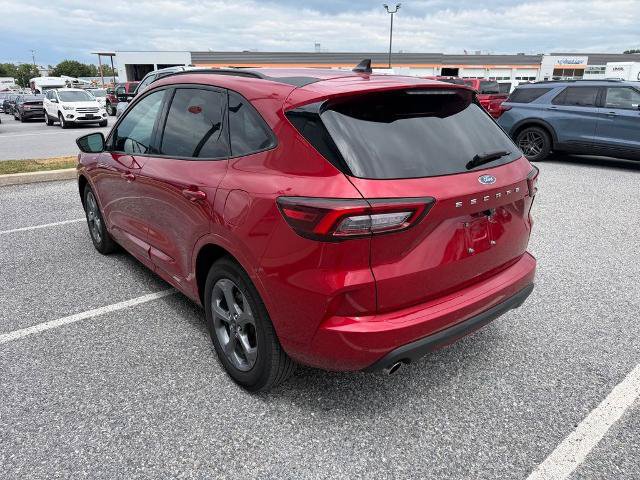 Certified 2023 Ford Escape ST-Line w/ Tech Pack #1 FWD image 6