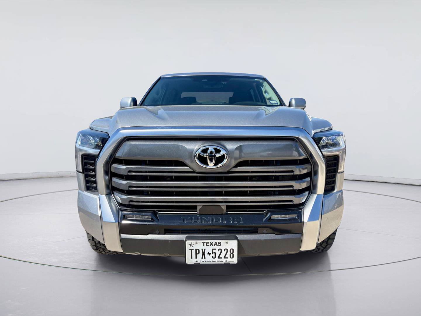 Used 2024 Toyota Tundra Limited w/ Power Package AWD/4WD image 10