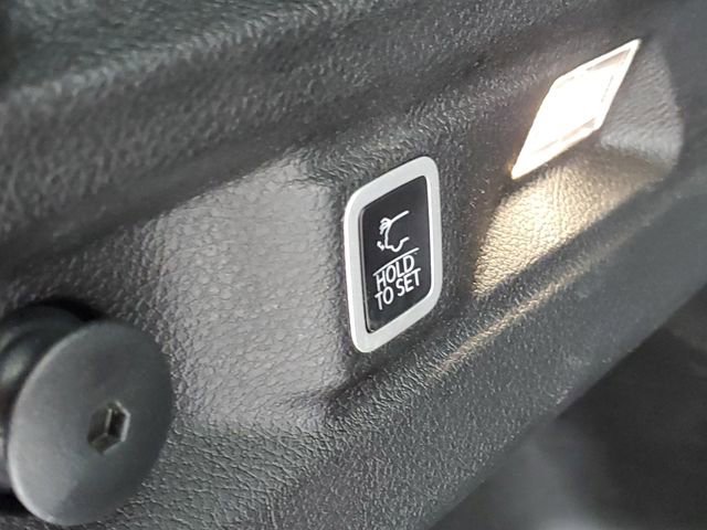 Used 2024 Jeep Grand Cherokee L Limited w/ Luxury Tech Group II image 37