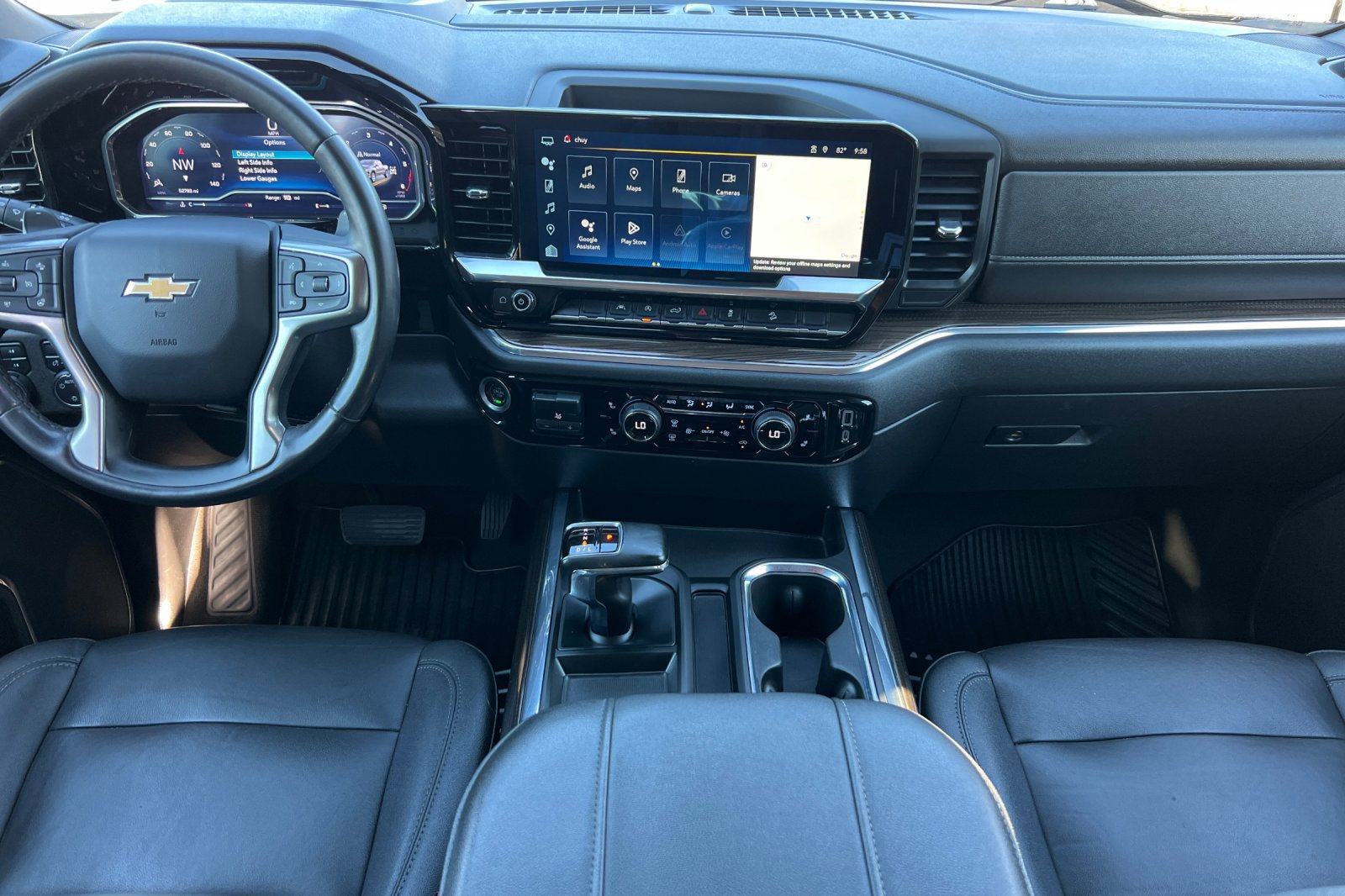 Used 2023 Chevrolet Silverado 1500 LT AWD/4WD image 15
