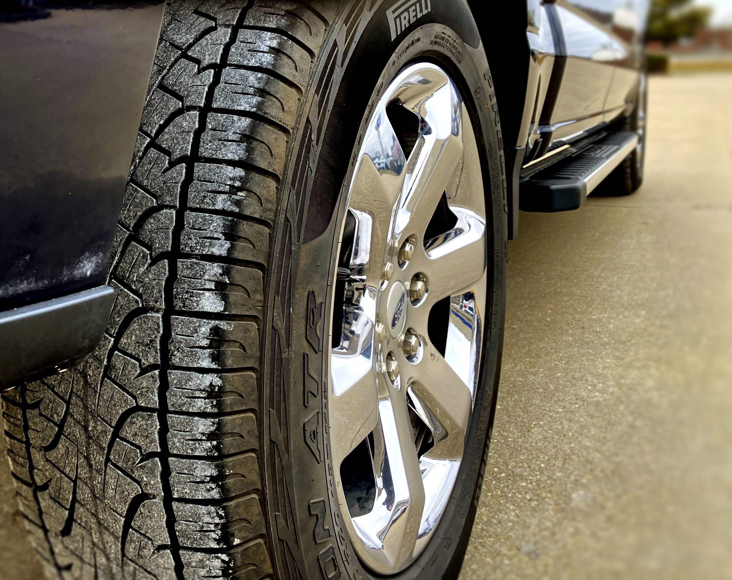 Certified 2023 Ford F150 Lariat w/ Equipment Group 502A High image 12