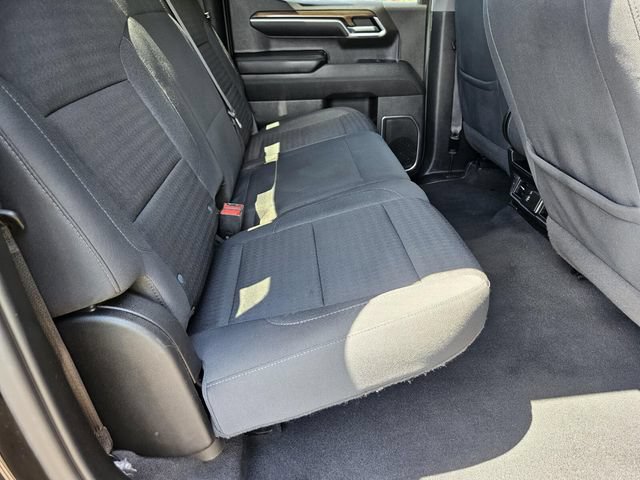 Used 2023 Chevrolet Silverado 1500 LT AWD/4WD image 16