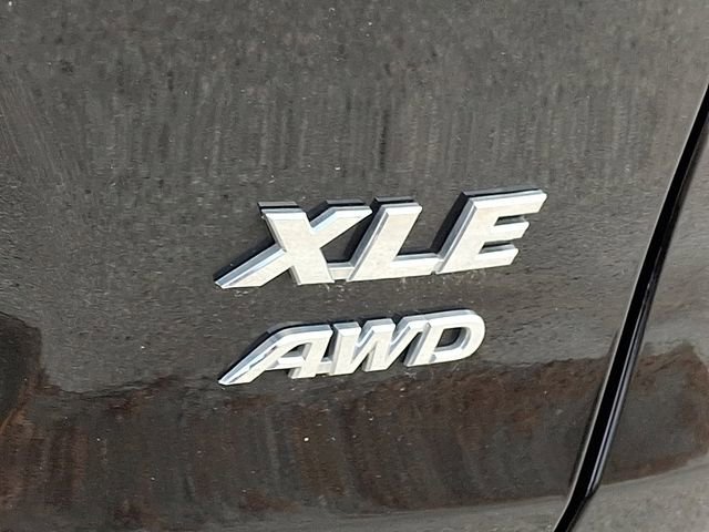 Used 2024 Toyota RAV4 XLE image 32
