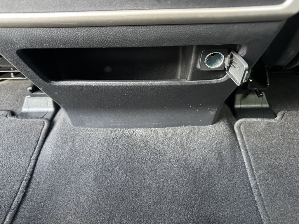 Certified 2024 Ford Expedition Max XLT image 33