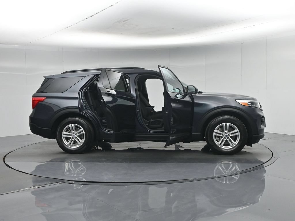 Certified 2023 Ford Explorer XLT RWD image 39