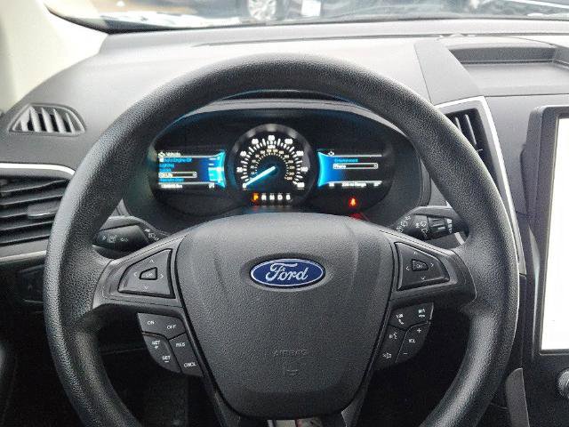 Certified 2022 Ford Edge SE w/ Black Appearance Package image 27