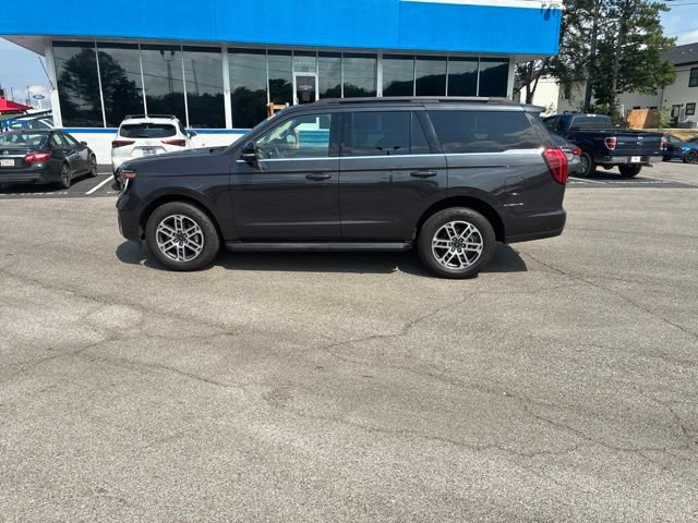 Certified 2025 Ford Expedition Active AWD/4WD image 24