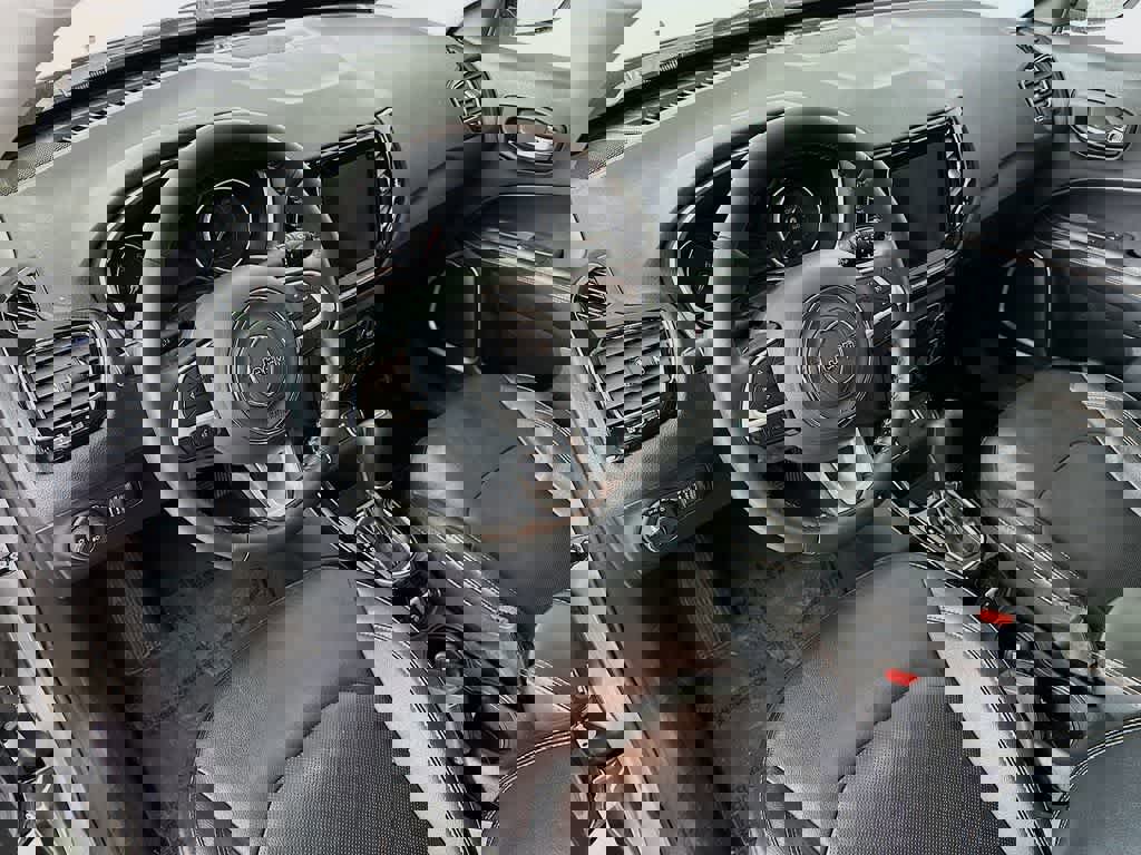 Used 2020 Jeep Compass Limited image 9