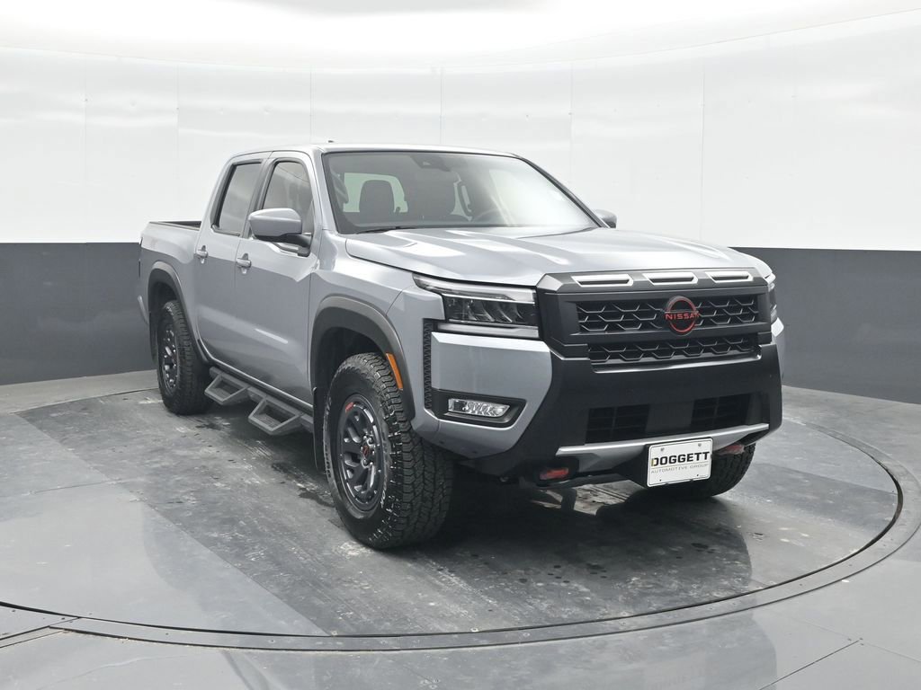 Used 2025 Nissan Frontier PRO-4X image 9