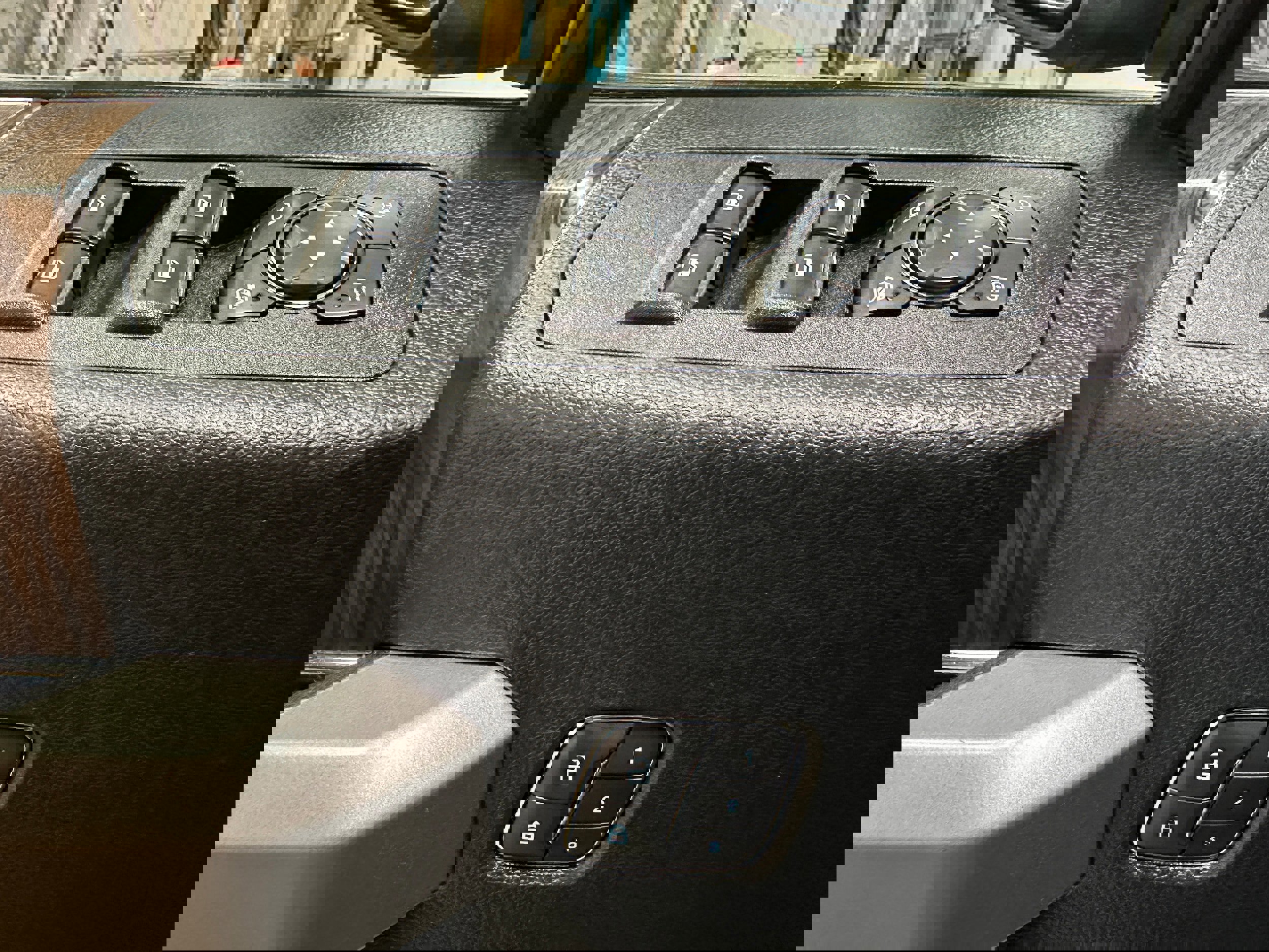 Certified 2020 Ford F150 Lariat w/ Equipment Group 502A Luxury image 16