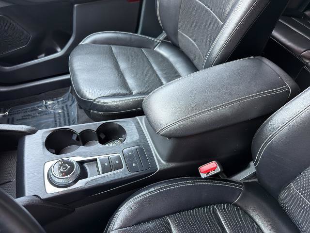 Certified 2022 Ford Escape SEL AWD/4WD image 31
