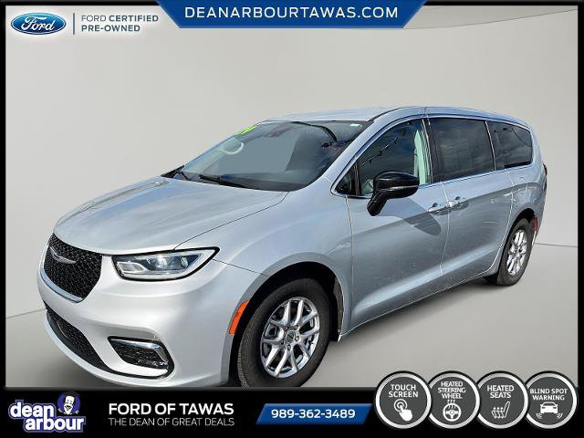 Used 2024 Chrysler Pacifica Touring-L
