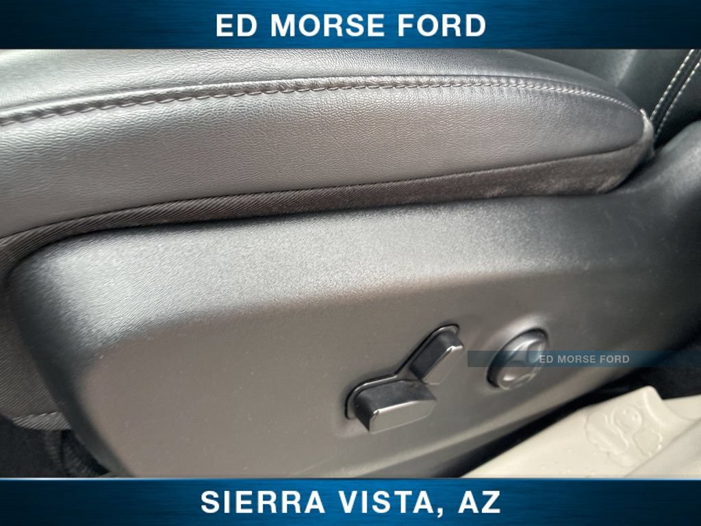 Used 2024 Chrysler Pacifica Touring-L FWD image 30