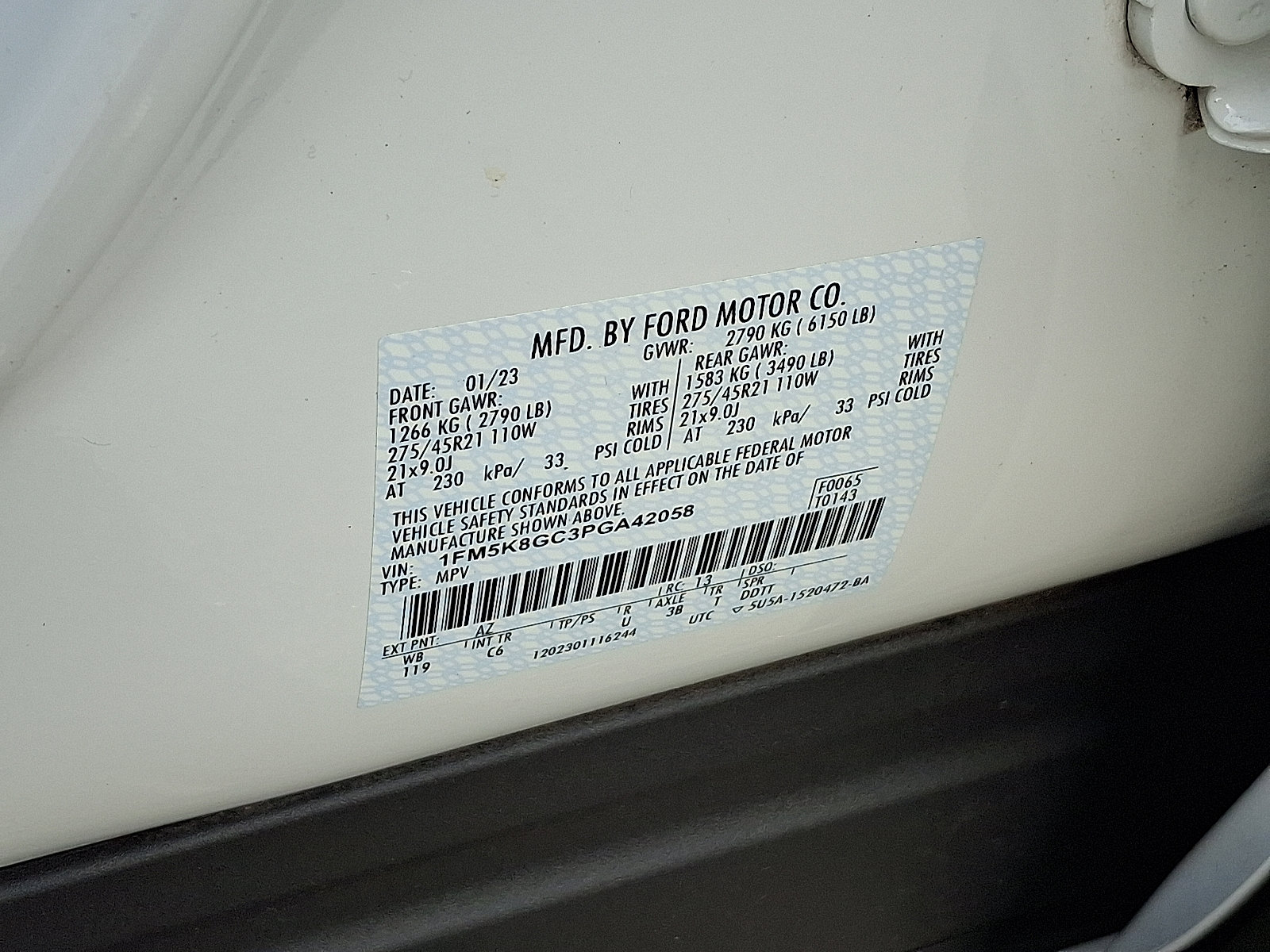 Certified 2023 Ford Explorer ST w/ Equipment Group 401A image 30