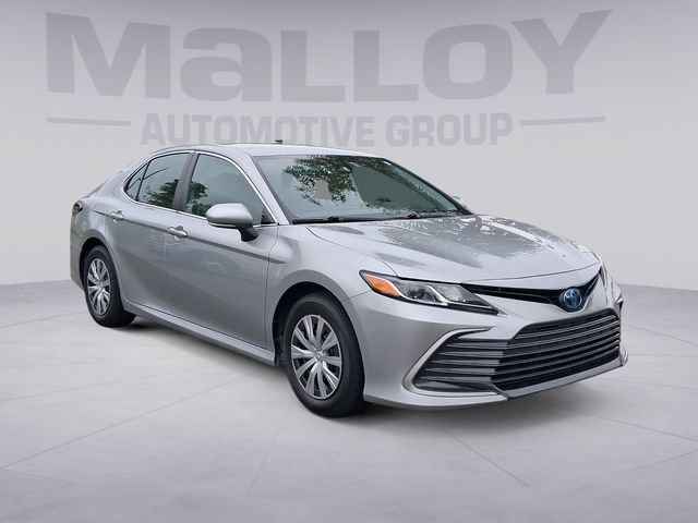 Used 2022 Toyota Camry LE FWD image 7