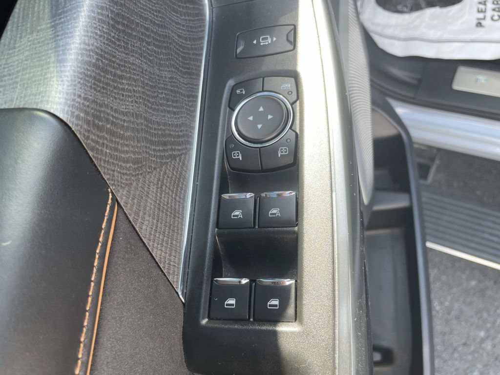 Certified 2024 Ford F250 Platinum AWD/4WD image 16
